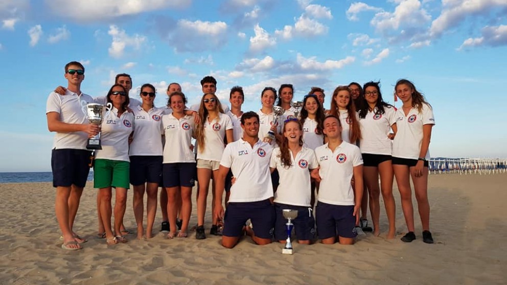 Amici Nuoto Riva, primi classificati nel medagliere complessivo dei campionati italiani di categoria prove oceaniche